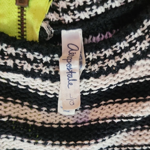 Striped Blue and White Sweater - Picture 2 of 4